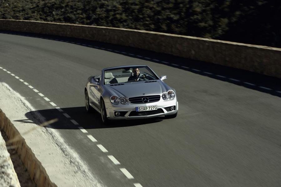  Mercedes-Benz SL65 AMG 2006 года  (фото 20 из 28)